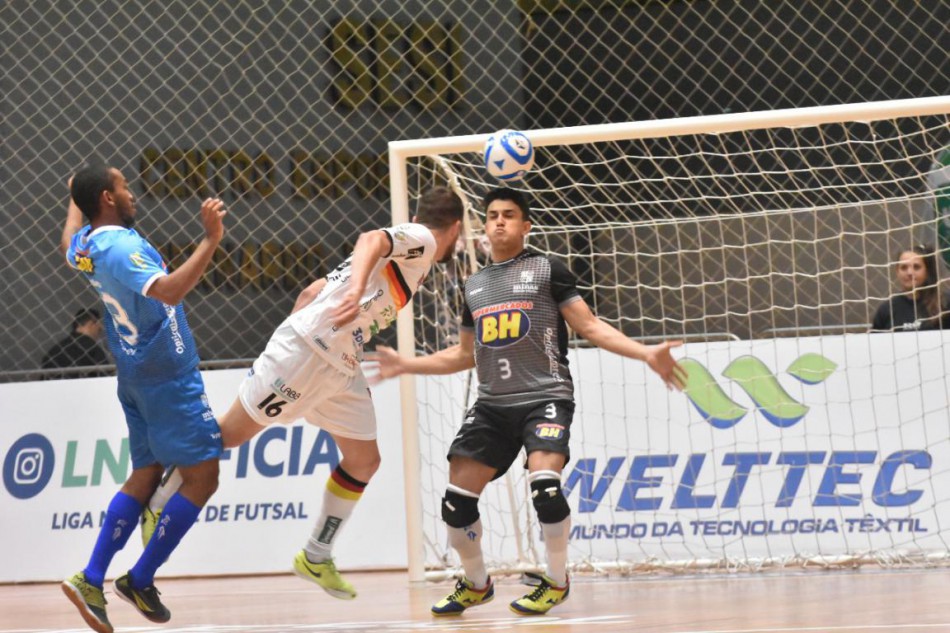 Blumenau Futsal e Minas ficam no empate no Complexo do Sesi