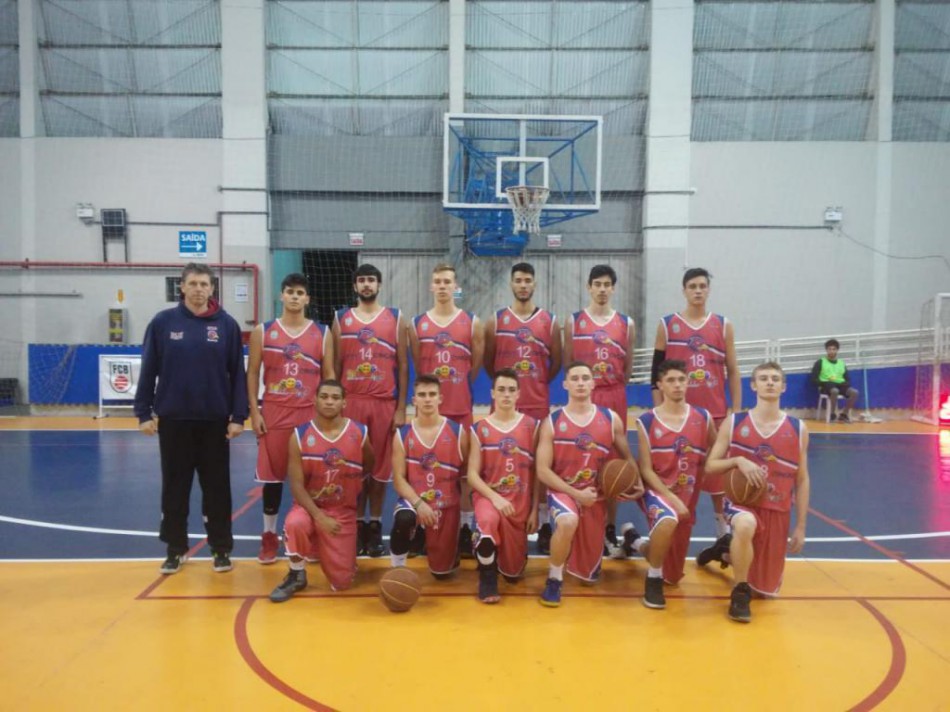 Basquete sub-19 masculino vence pelo Campeonato Catarinense
