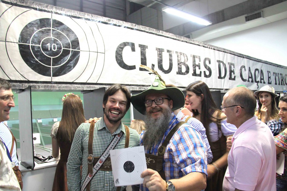 Atrações da Oktoberfest proporcionam lazer e interatividade