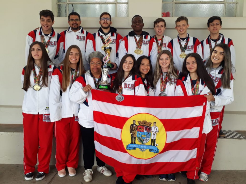 Com três títulos no domingo, Blumenau assume liderança dos Joguinhos Abertos