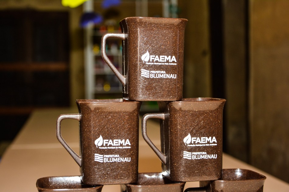 Faema Sustentável conscientiza servidores sobre o descarte de resíduos