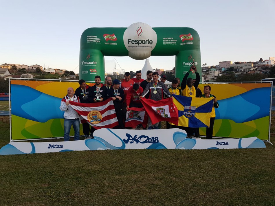 Blumenau conquista primeiros troféus nos Jasc