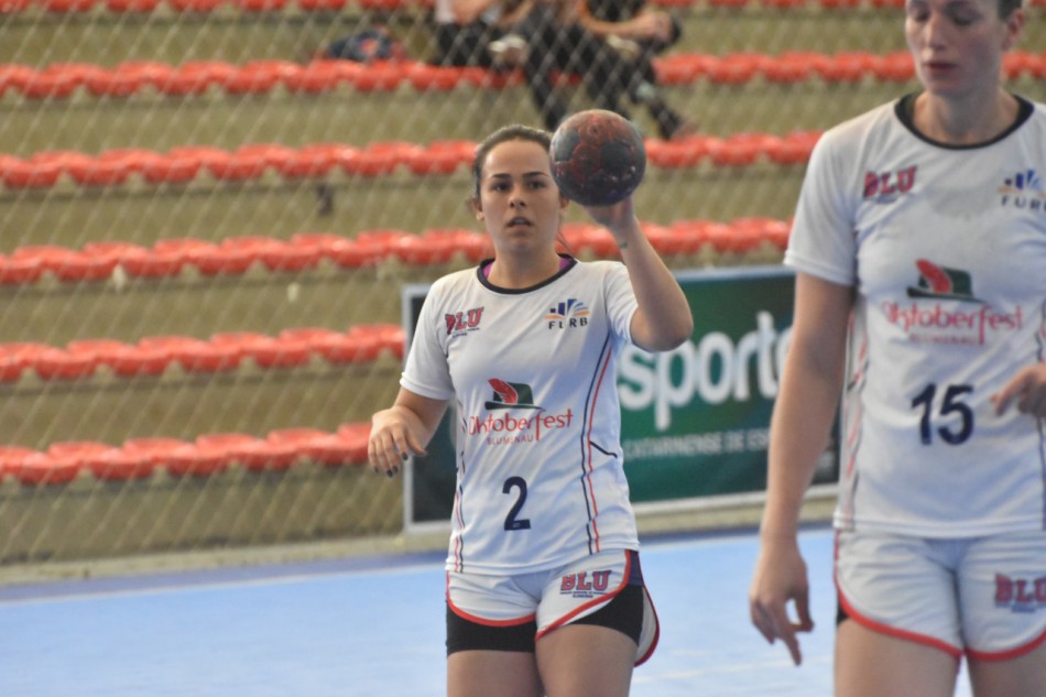 Blumenau garante vaga na final em três modalidades nos Jasc