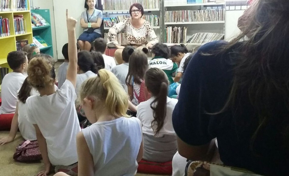 Escola Shalom participa de iniciativas da biblioteca municipal