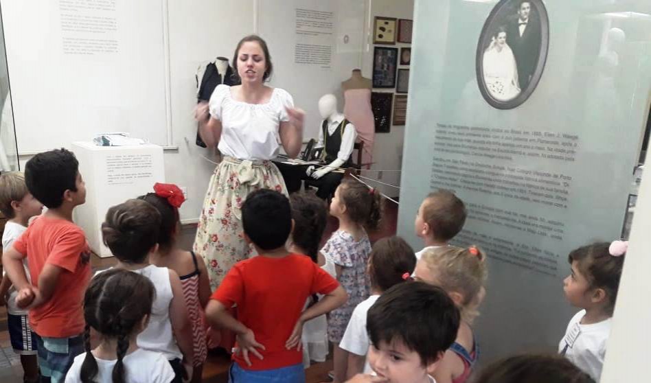 Crianças do CEI Elisa Hort aprendem nos museus municipais