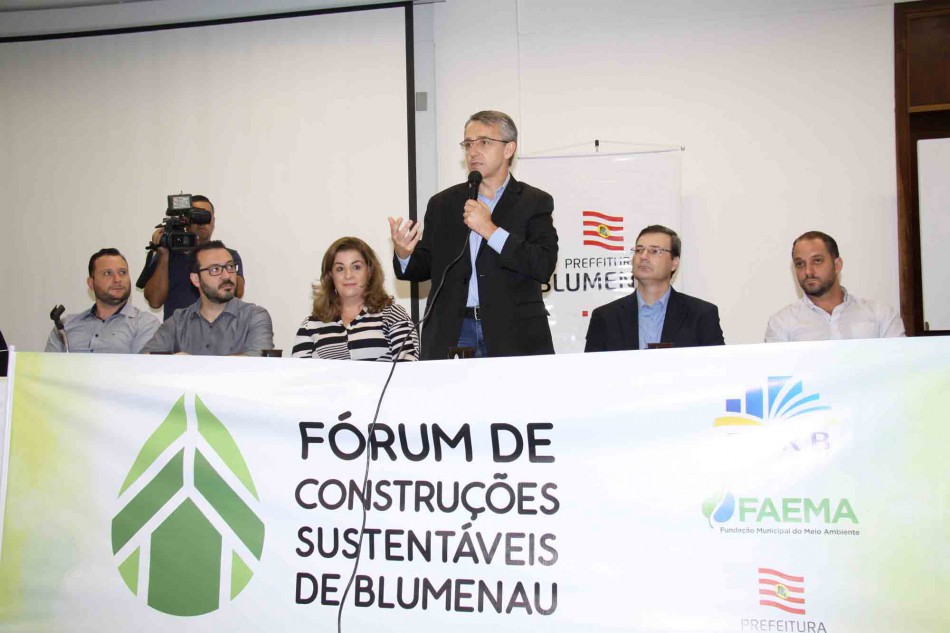 Solenidade marca abertura do 1° Fórum de Construções Sustentáveis 