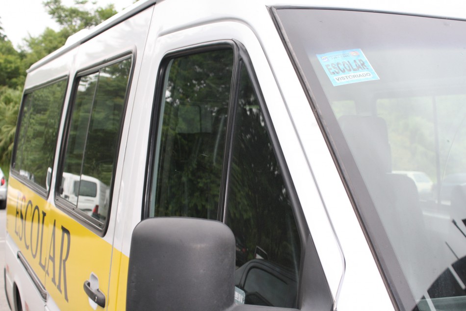 Veículos do transporte escolar são vistoriados pelo Seterb