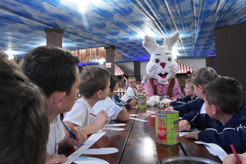 Escolas já podem agendar visitas na Osterdorf, a Vila de Páscoa