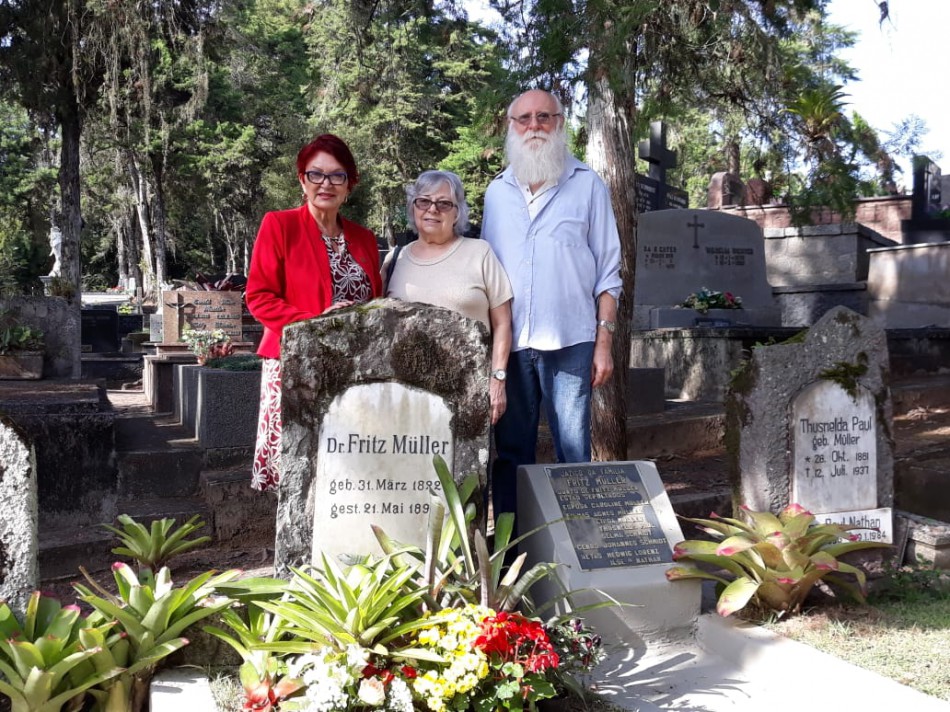 Aniversário da morte de Fritz Muller é marcado por homenagem