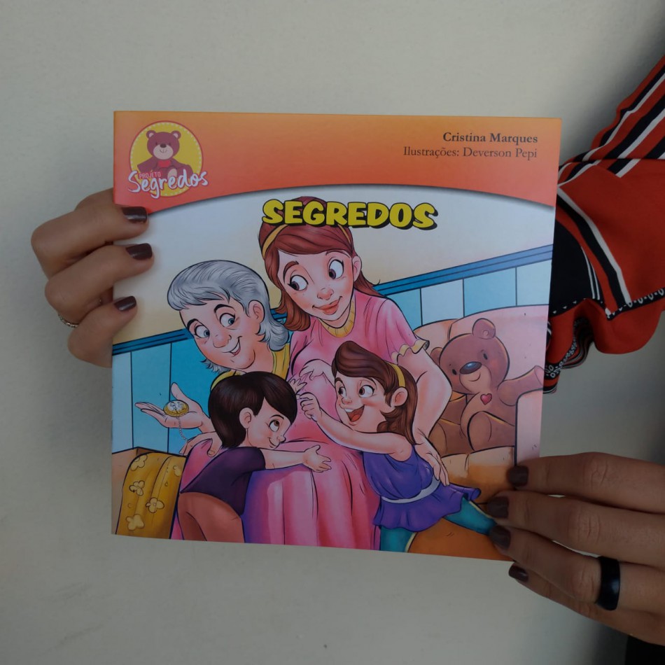 Conselheiros Tutelares distribuem materiais em combate ao abuso e exploração sexual infantojuvenil