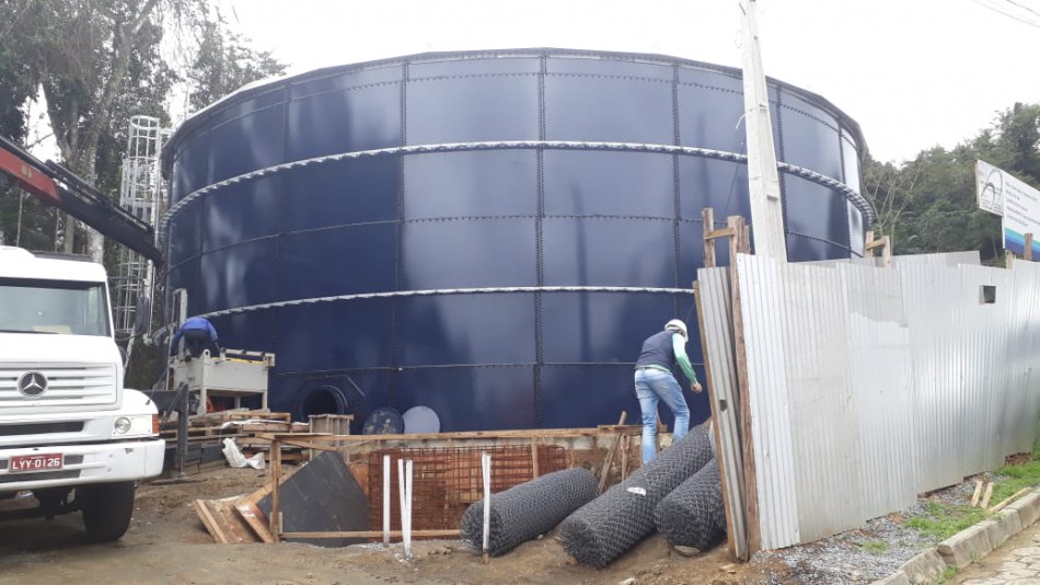 Estrutura vertical do novo Reservatório Caçadores ficará pronta esta semana