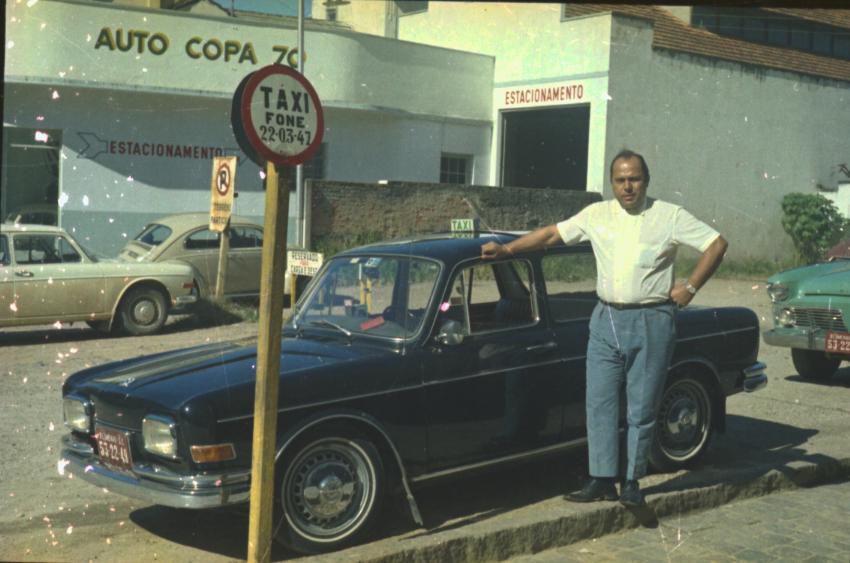 Memória Digital: Ponto de Táxi