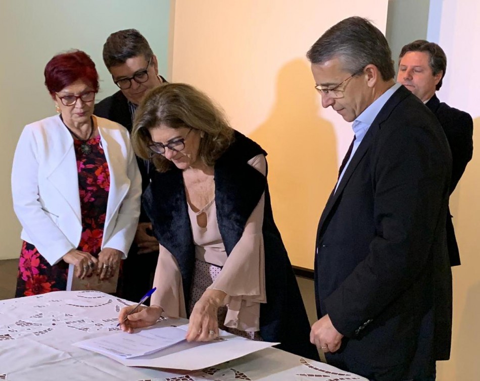 Blumenau acerta parceria com a Fundação Catarinense de Cultura