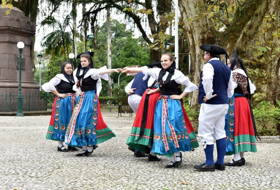 Grupo Eintracht faz show na Vila Itoupava
