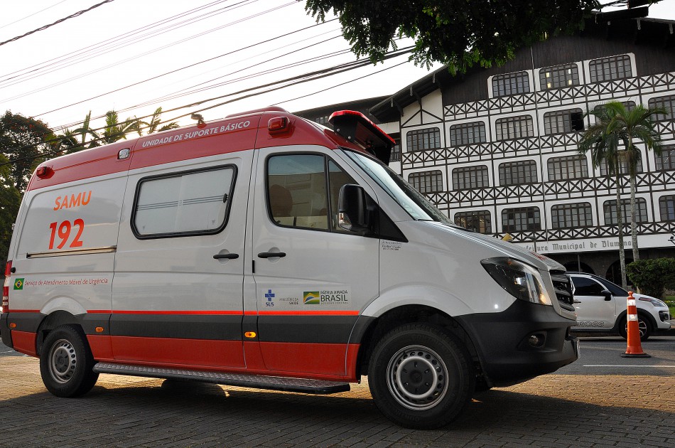 Novas ambulâncias do Samu já estão atendendo população de Blumenau