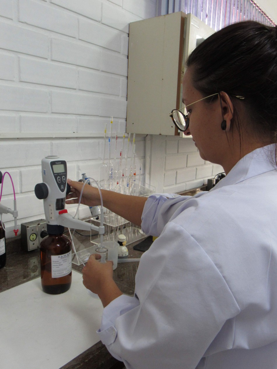 Samae coleta amostras de água em mais de 50 pontos da cidade 