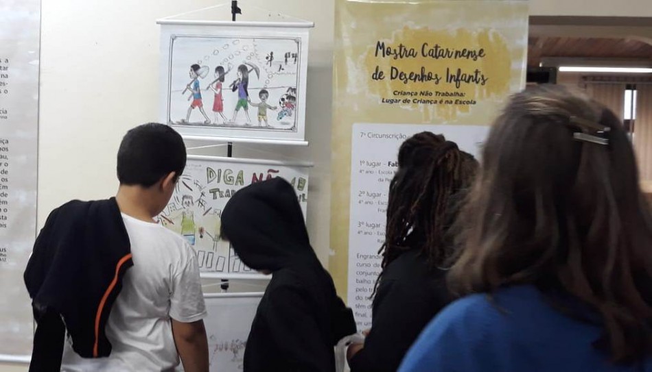 Ação contra o trabalho infantil motiva exposição