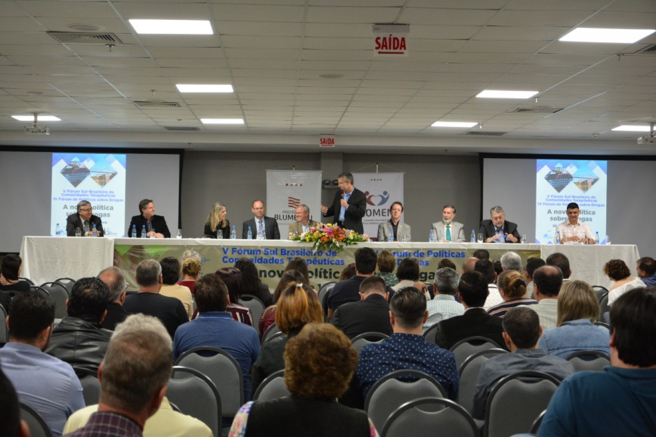 Fóruns que discutem "A nova política sobre drogas" inicia nesta terça-feira, dia 10
