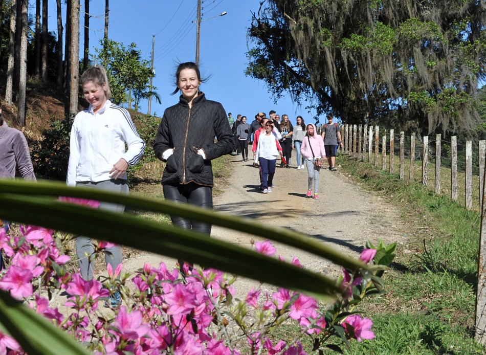 Caminhada da Vila Itoupava terá bandionistas e comidas típicas