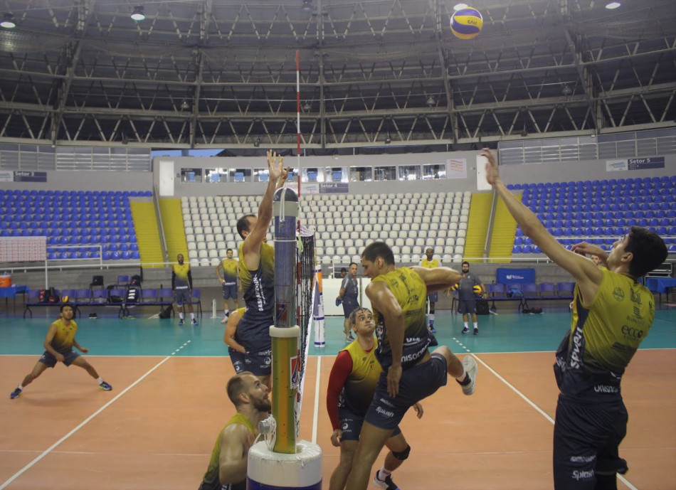 Apan joga em casa e quer se manter no G-8 da Superliga