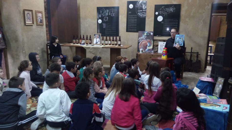 Projeto Avilalê volta a incentivar o gosto pelos livros