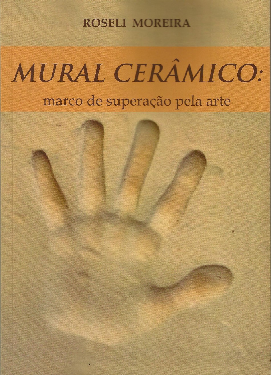 Roseli Moreira lança dois livros no MAB