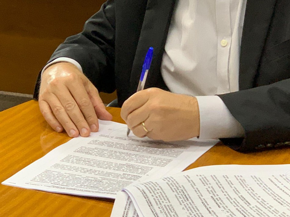 Prefeitura assina contrato de financiamento no valor de R$ 80 milhões para investimentos em diversas áreas