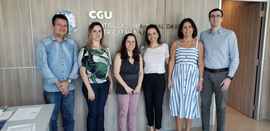 Auditores da Controladoria-Geral de Blumenau fazem visita técnica à CGU
