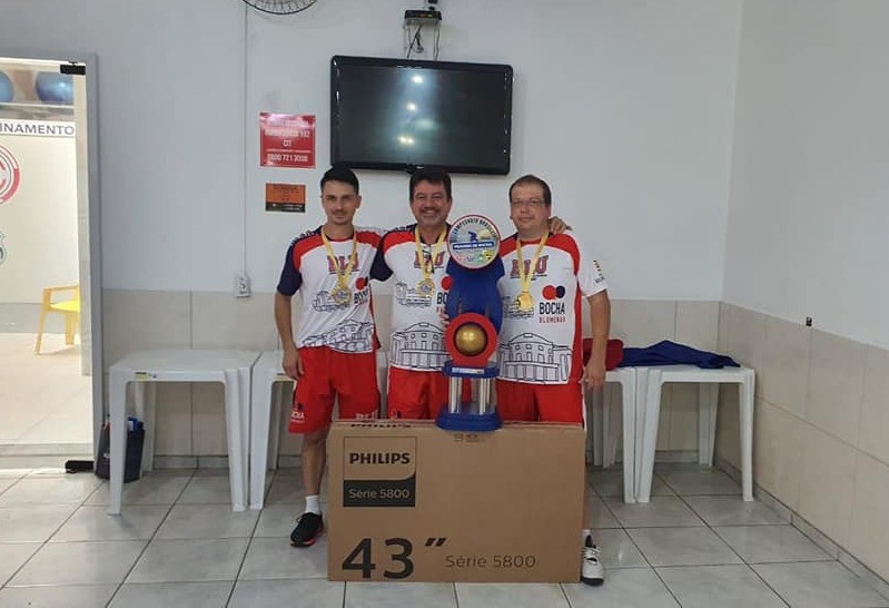 Dupla de Blumenau conquista Campeonato Brasileiro Praiano de Bocha