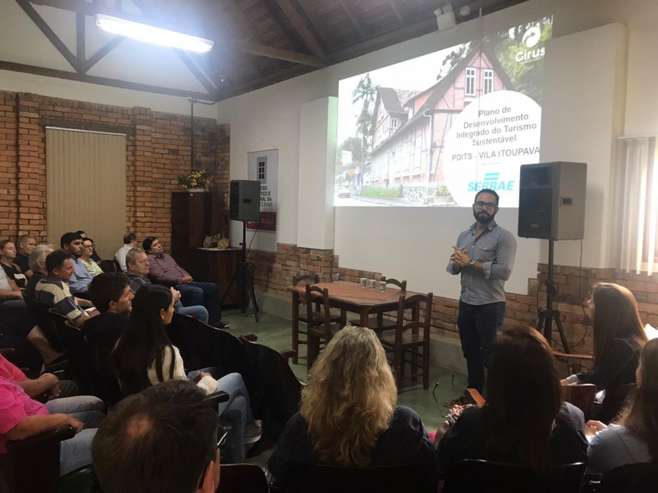 Apresentado estudo preliminar do Plano de Desenvolvimento Integrado do Turismo Sustentável da Vila Itoupava 