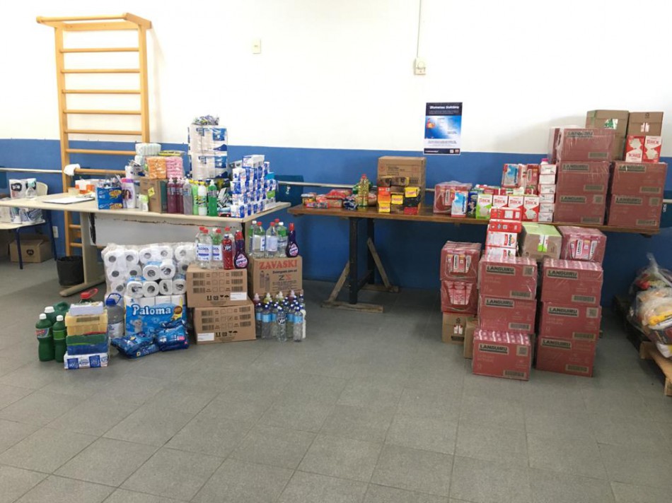 Prefeitura recebe de cooperativa doação de alimentos e itens de limpeza