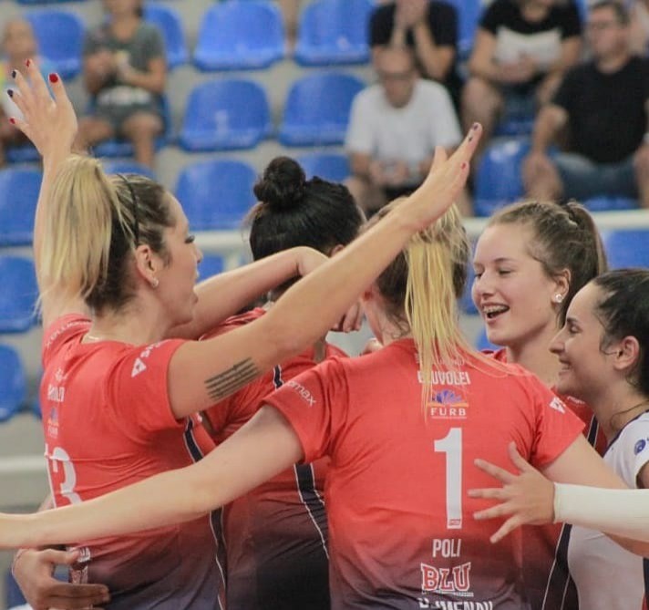 APAN perde e Bluvolei vence segunda partida em casa