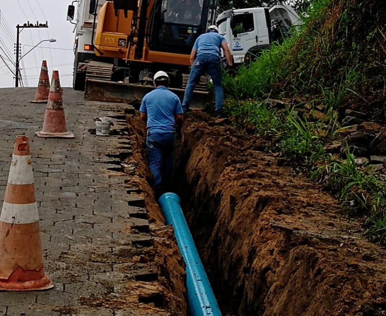 Obras na Rua Botuverá em ritmo acelerado