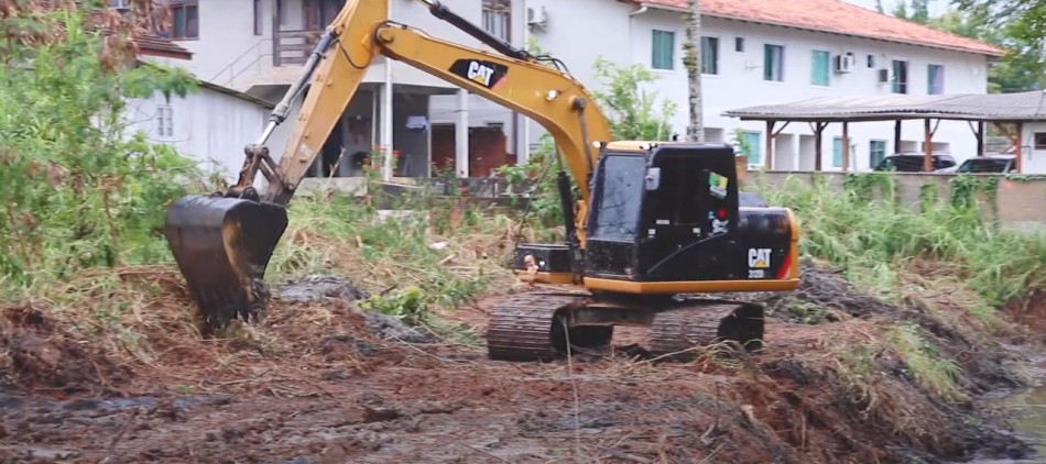 Desassoreamento entre Fortaleza e Itoupava Norte será concluído nesta semana