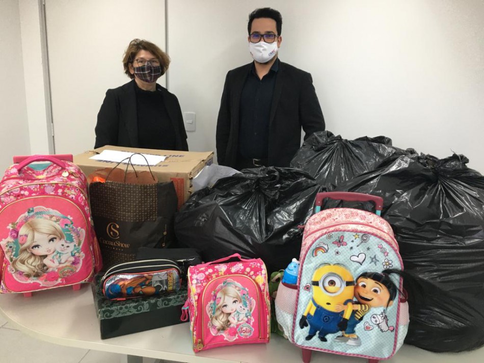 Semudes recebe roupas e cobertores doados por advogados de Blumenau