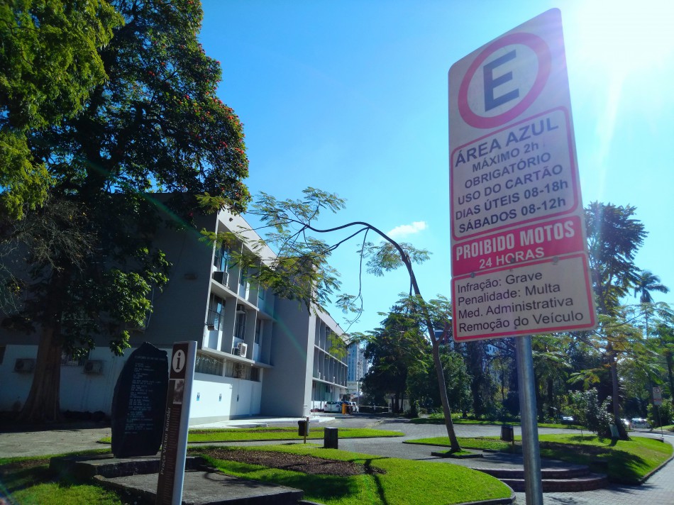Área Azul permanece ativa nas ruas de Blumenau