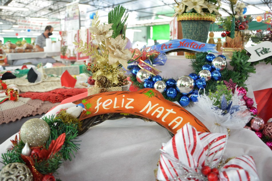 Feira Livre realiza comercialização de produtos de Natal