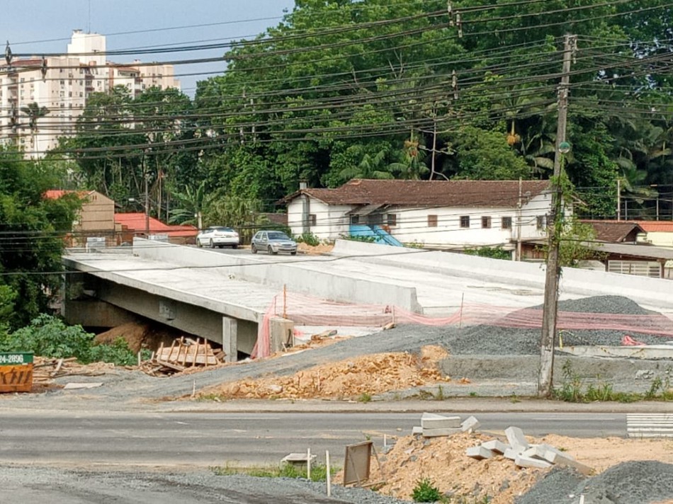 Ponte no Garcia deve ficar pronta no primeiro trimestre de 2021