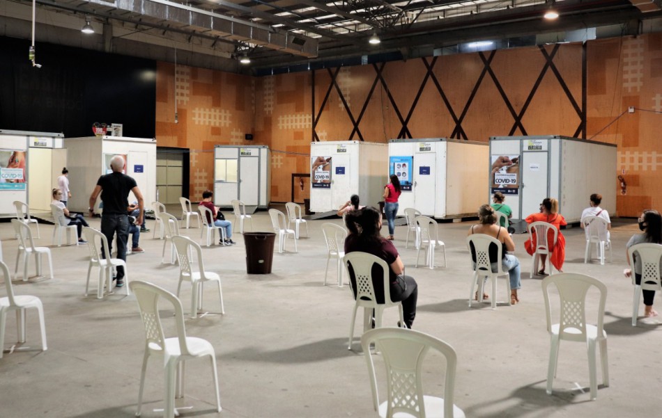 Agendamento da vacinação de idosos contra Covid 19 está suspenso após 800 vagas serem preenchidas