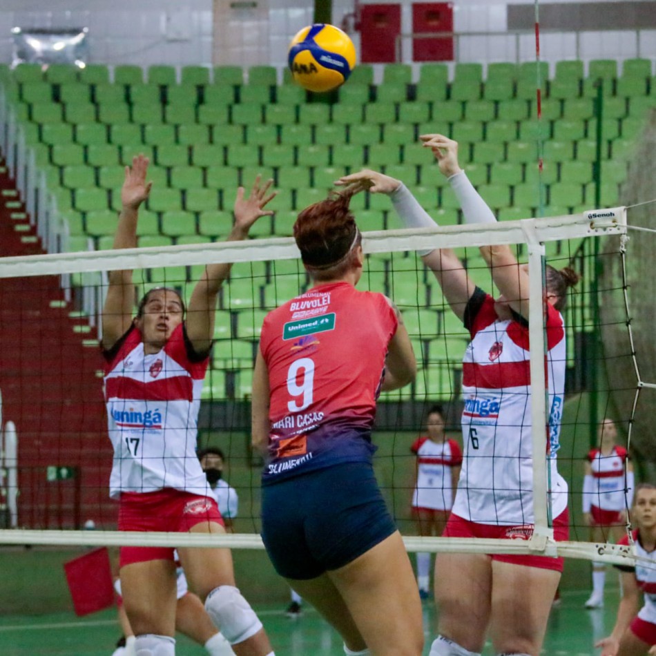 Bluvolei conquista a terceira colocação na fase classificatória da Superliga B