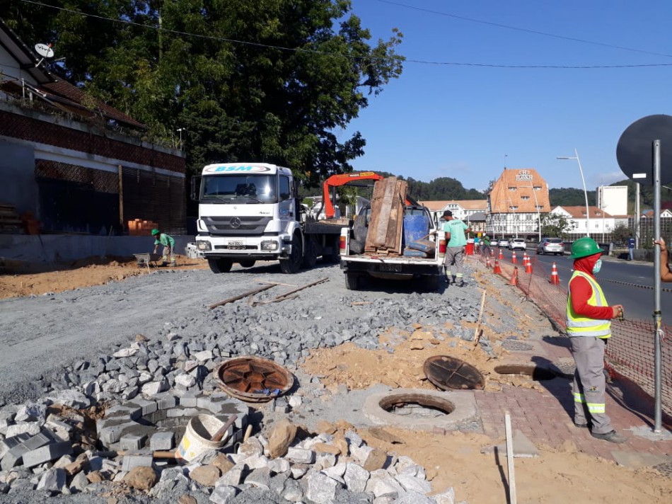 Duplicação da Ponte Adolfo Konder avança para últimas etapas da obra 