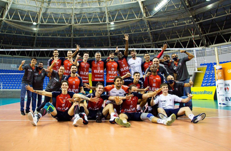 Em melhor campanha da história, Apan/Eleva/Blumenau para nas quartas de final da Superliga