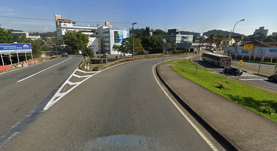 Alça de acesso da Via Expressa em direção à Rua São Paulo será pavimentada no fim de semana