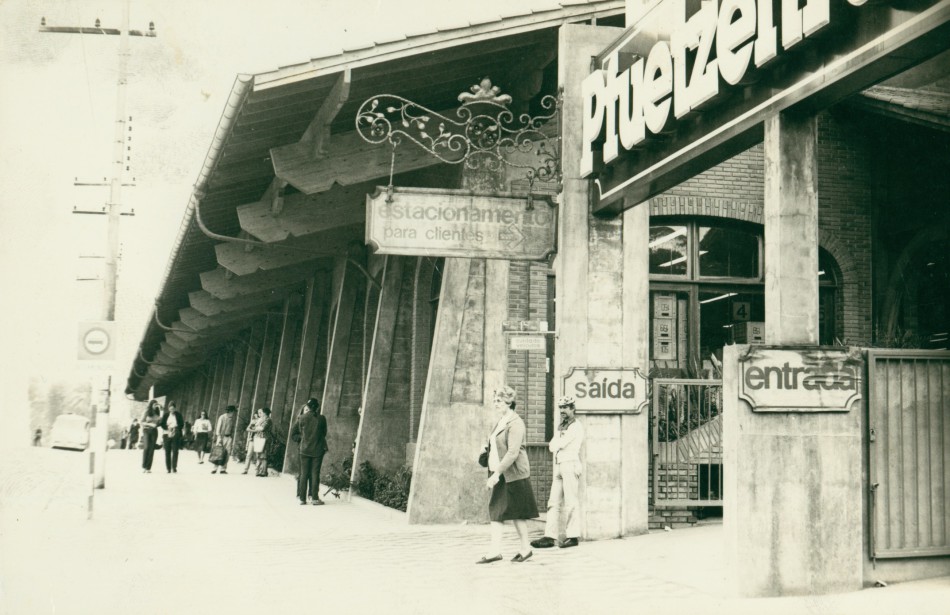 Memória Digital: Supermercado Pfuetzenreiter