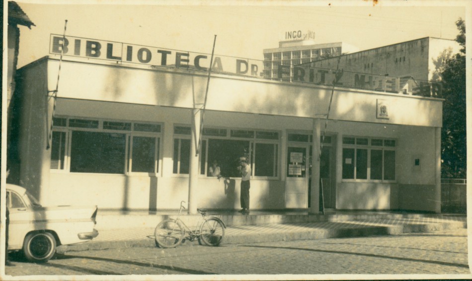 Memória Digital: Biblioteca Dr. Fritz Müller