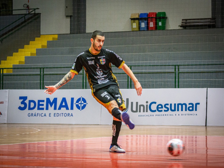 Blumenau enfrenta o Juventude pela Liga Nacional de Futsal