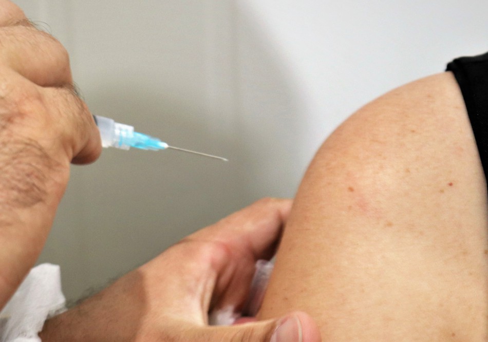 Blumenau aplicou mais de 2,1 mil vacinas no dia "D" de Multivacinação