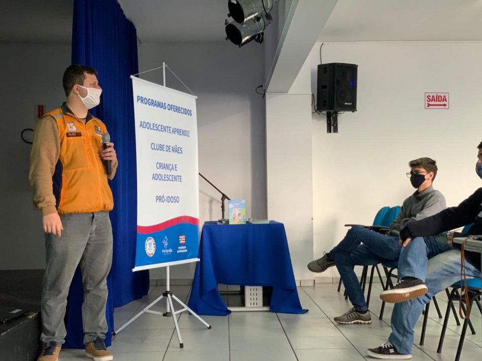 Alunos do Programa Adolescente Aprendiz em integração com a Defesa Civil