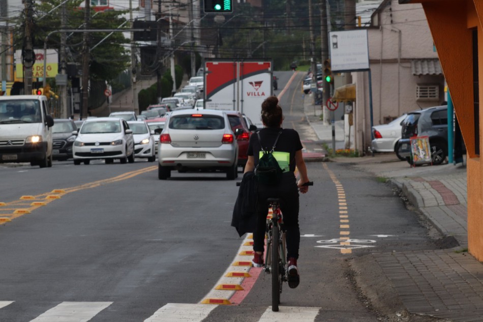 Revitalização da Rua Almirante Barroso em fase de conclusão  