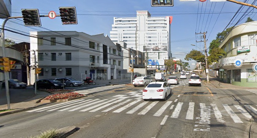 Obras do Samae interferem no trânsito da rua 7 de Setembro neste fim de semana